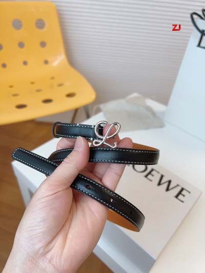 2025年早春新品入荷LOEWE 女性 本革 ベルト ZJ工...