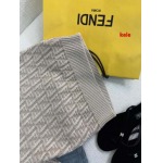 2025年早春高級N品新品 FENDI セーター 半袖  KL工場