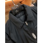 2025年1月21日早春新品入荷 PRADA 綿入れの服ジャケットアウター 118工場