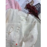 chanel優しい雰囲気で着やせしそうなデザインです
