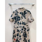 Dior24春夏休暇新品水墨画の元素の図案の半袖ワンピースです