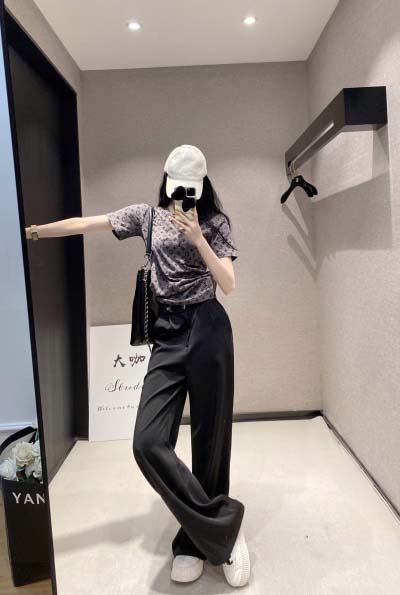 2025 新春パンツ ショートスリーブ  LV ショートスリーブ 長ズボン+半袖