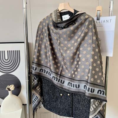 2025年2月4日新品入荷MIU MIUマフラーcan 工場