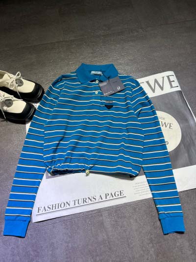 2025年2月5日の新商品Prad ストライプのタートルネック長袖Tシャツ+ハーフスカート