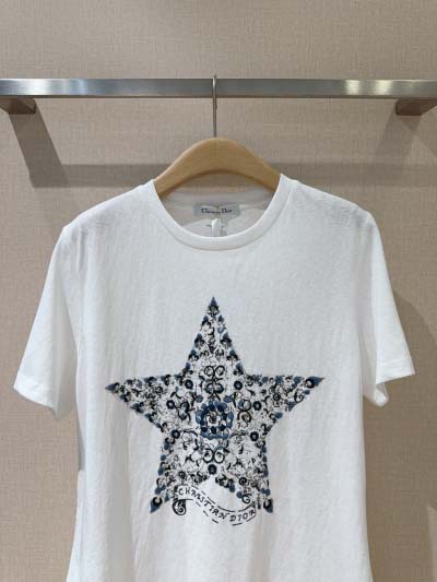 2025年2月7日発売の新作DiorTシャツです