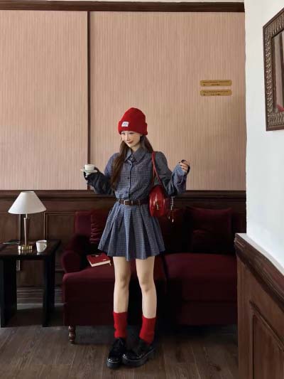 2025年2月9日発売miumiuスカートcan 工場
