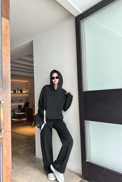 2025年2月9日新商品入荷Dior パーカー+セットcan 工場