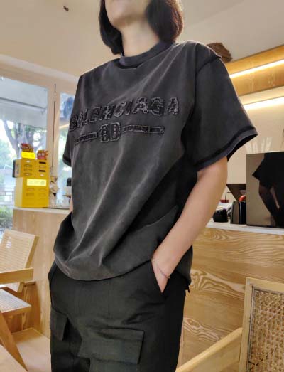 2025年2月9日Balenciagaバレンシアガ > 半袖 Tシャツcan 工場