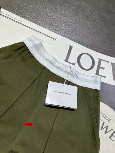 2025年2月11日新着 アレキサンダーワン 半ズボン kele 工場