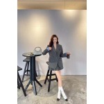2025早春新作miumiu カレッジ風アルファベット刺繡コート can工場