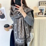 2025年2月4日新品入荷MIU MIUマフラーcan 工場