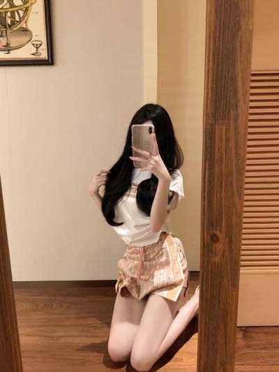 クリスチャンDior   スカート+Tシャツ2025年2月4...