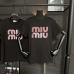 2025年2月4日新作MiuMiuTシャツが入荷しましたcan 工場