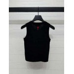新着商品 Christian Dior 2025年2月5日 カラーストーンのニットベスト