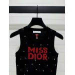新着商品 Christian Dior 2025年2月5日 カラーストーンのニットベスト