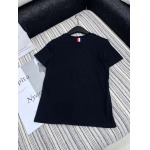 2025年2月5日の新作 Thom Browne 半袖