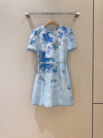 2025年2月5日のzimmermann ツィメルマン新製品...