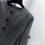 2025年2月7日新作バーバリーのワンピース