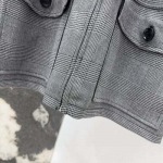 2025年2月7日新作Pradaジャケットです
