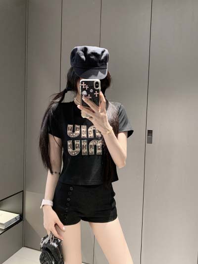 2025年2月9日新品 miumiu 半袖 Tシャツcan ...