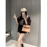 2025年2月9日発売Fendi 半袖 can 工場