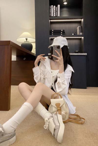 2025年2月9日発売loewe フード付きシャツcan 工...