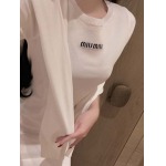 2025年2月9日新商品入荷miumiu 半袖のワンピースcan 工場