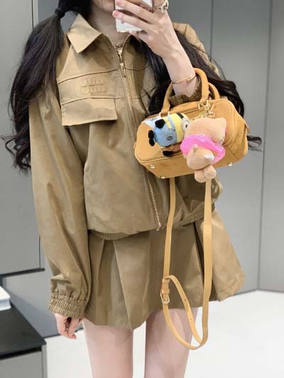 2025年2月9日新品入荷miumiu ワンピース+ジャケッ...