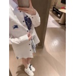 2025年2月9日新品入荷BURBERR*シャツ+半袖+スカートの3点 can 工場
