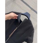2025年2月9日新品入荷Louis Vuitton2025新商品銀バックルの半袖ワンピース can 工場
