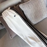 2025年2月9日新品入荷celine カジュアルパンツcan 工場