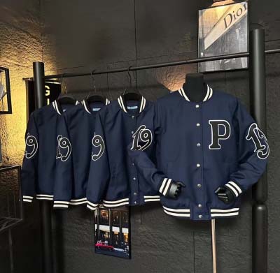 2025年2月9日新商品入荷prada カレッジカラーリブの...