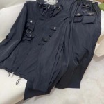 2025年2月9日Prada 25*早春新作ナイロンカジュアルパンツのスウェットスーツcan 工場