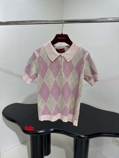 2025年2月11日新着グッチウールのポロシャツ  kele...