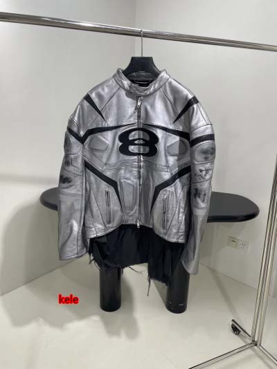2025年2月11日新着Balenciagaバレンシアガジャ...