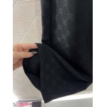 2025年2月12日のGucciの新作パンツ  kele 工場