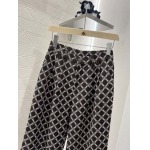 2025年2月12日の新作Chanelのパンツ  kele 工場