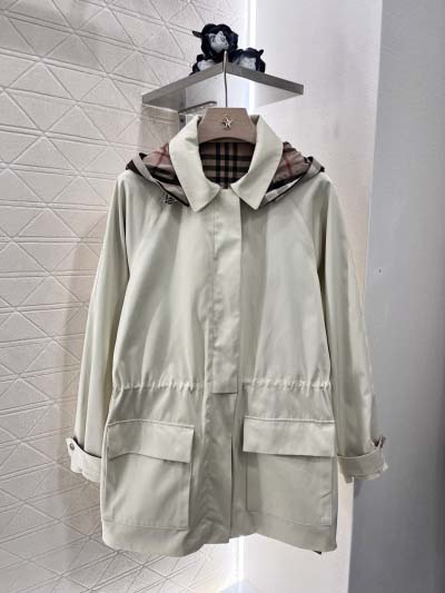 2025年2月12日の新作Burberryジャケット  ke...