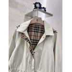 2025年2月12日の新作Burberryジャケット  kele 工場