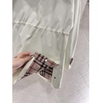 2025年2月12日の新作Burberryジャケット  kele 工場