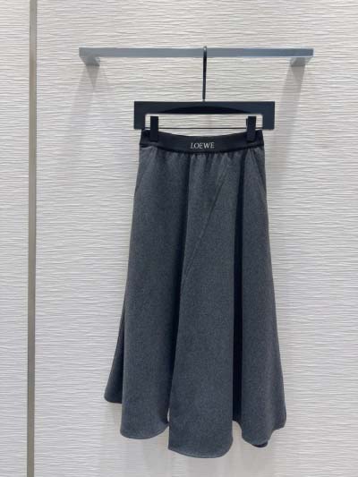 2025/2/7新作LOEWE ハーフスカート  kele ...