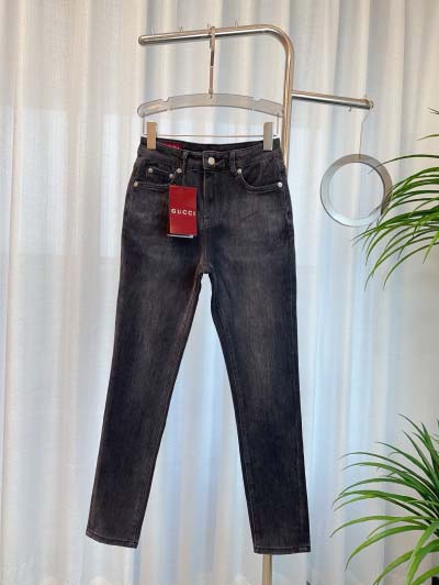 2025年2月12日新作Gucciジーンズ   kele 工...