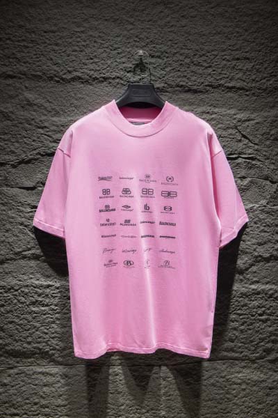 バレンシアガの新作半袖Tシャツ2025年2月13日発売 HS...