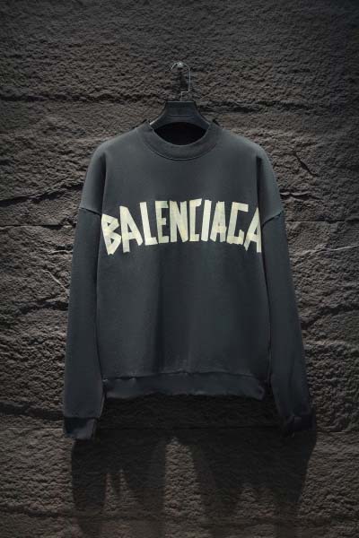 2025年2月13日新商品Balenciagaのパーカー H...