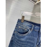 2025年2月15日新商品ルイヴィトンのジーンズ  dtai 工場