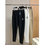 2025年2月15日新商品Louis Vuittonスラックス  dtai 工場