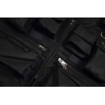 2025年2月20日高品質新品 PRADAベスト  FF工場