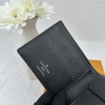 2025年2月24日早春新品M62664. size12 x 9 cm    ルイヴィトン二つ折りの短財布 zy工場