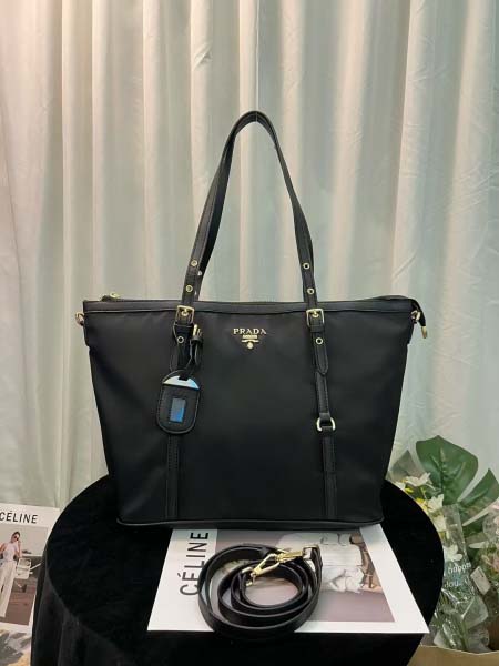 2025年2月26日新品pradaバッグ zy工場35*28...