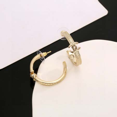 2025年3月7日入荷新品Chanelピアスギフト/誕生日/記念品/xin工場
